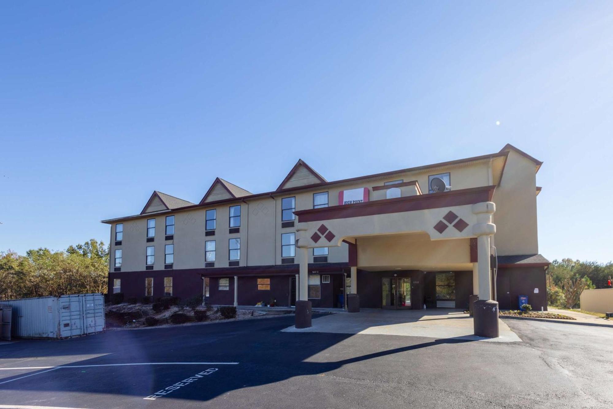 Отель Clarion Pointe Archdale Экстерьер фото